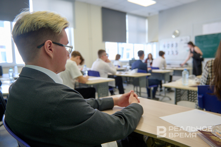 Вслед за школьниками к Мизулиной с жалобами обратились и учителя из Татарстана